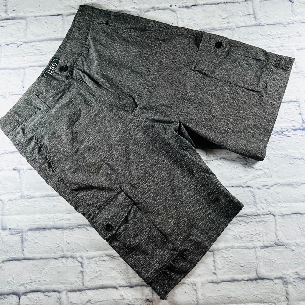 CSG Champs Sports Gear Mens Grey Textured Cargo Shorts Size 32 Casual Utility